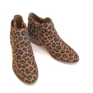 OLD NAVY Leopard Ankle Boots Low Block Heel Booties NWOT Women’s Size 6